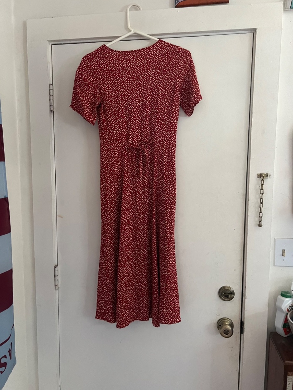Reformation Red Floral Dess - Picture 2 of 4